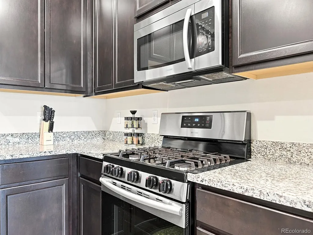 1841 S Dunkirk Street Aurora CO 80017