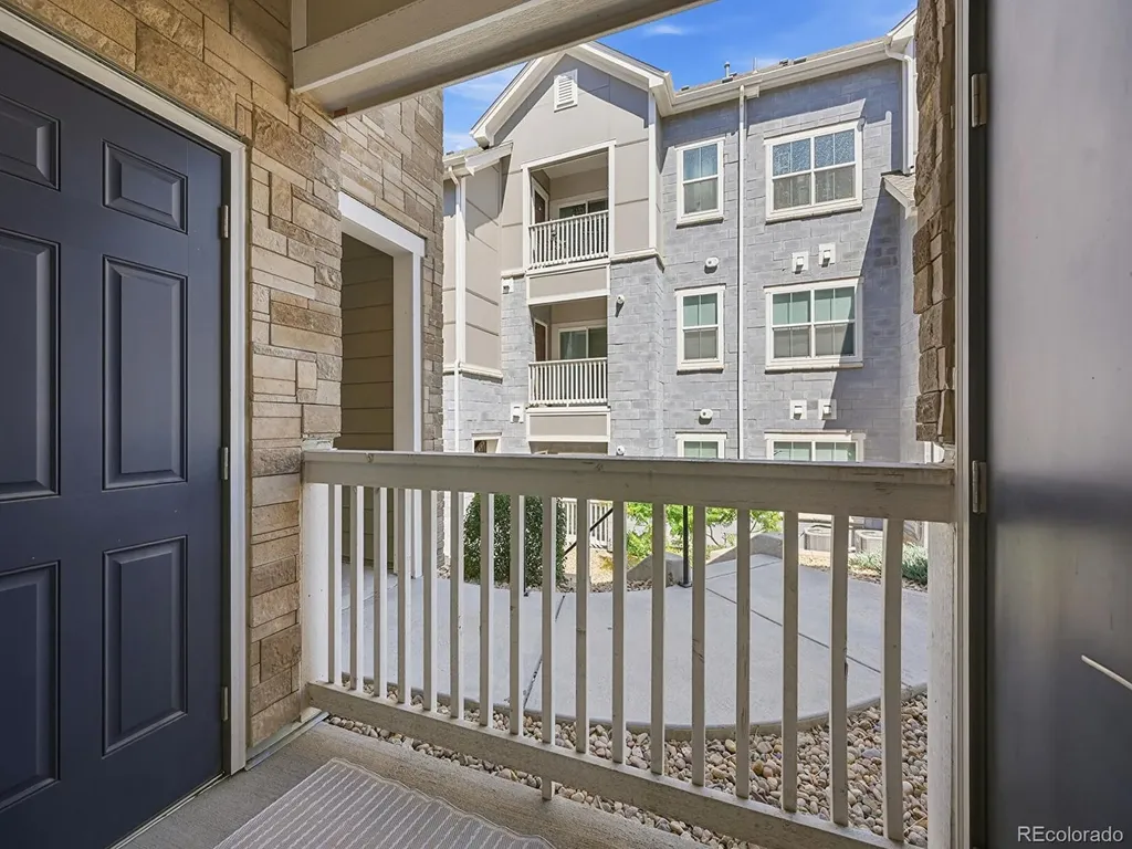 1841 S Dunkirk Street Aurora CO 80017