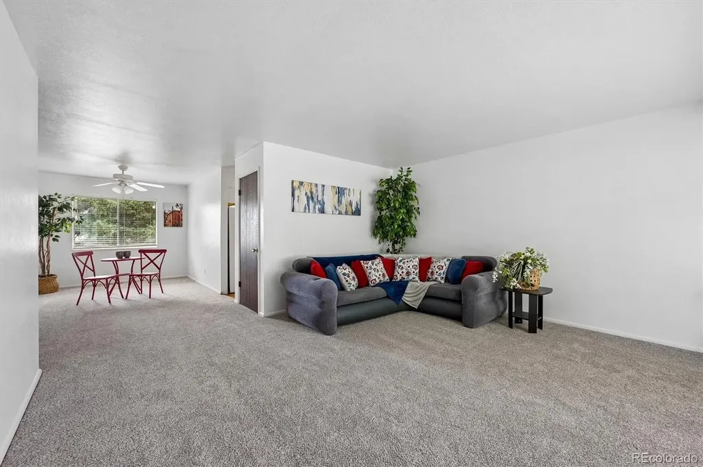 2596 S Pagosa Street Aurora CO 80013