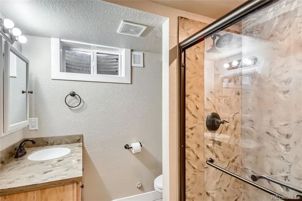 4010 S Jason Street Englewood CO 80110