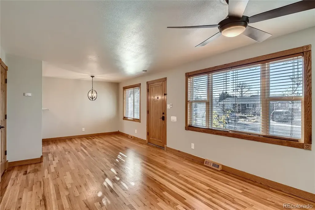 4010 S Jason Street Englewood CO 80110