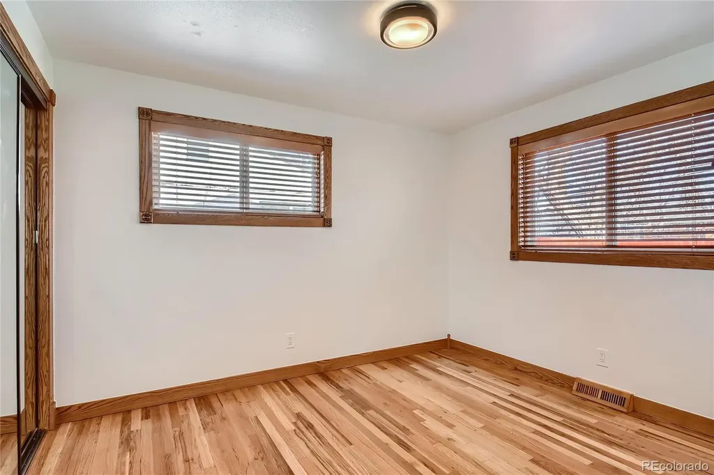 4010 S Jason Street Englewood CO 80110