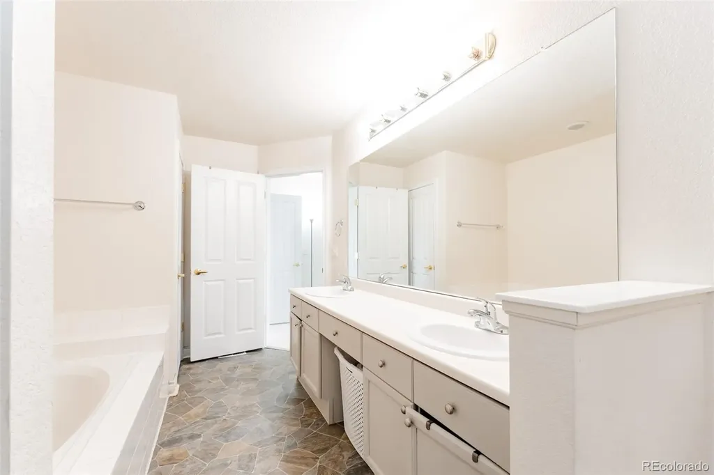 8386 S Garland Way Littleton CO 80128