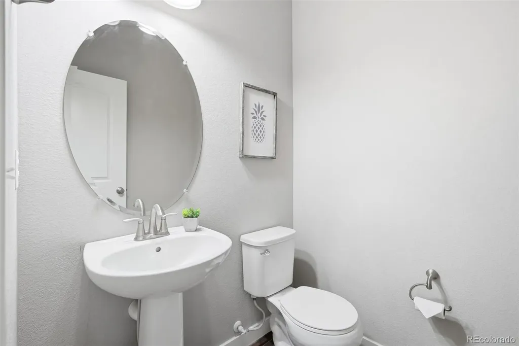 23201 E Jamison Drive Aurora CO 80016