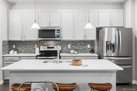 23201 E Jamison Drive Aurora CO 80016
