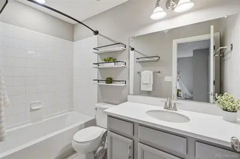 23201 E Jamison Drive Aurora CO 80016