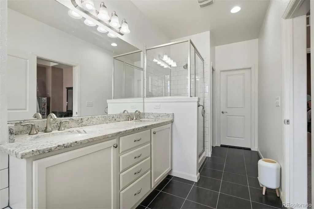 9077 E Phillips Lane Centennial CO 80112