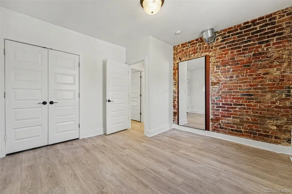 2061 S Pearl Street Denver CO 80210