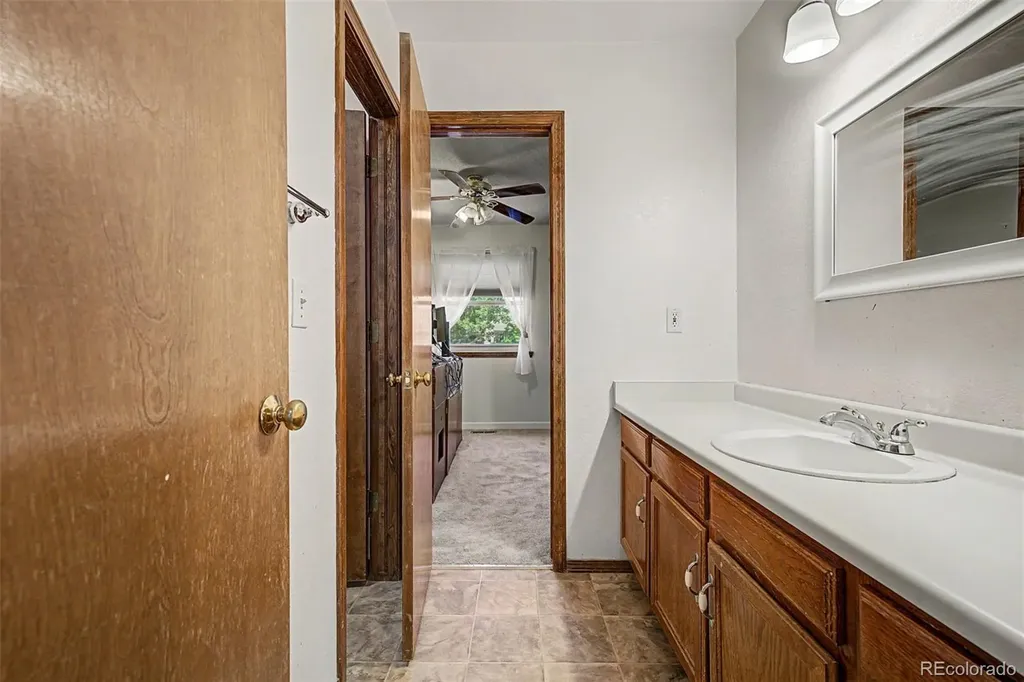 6004 Zang Way Arvada CO 80004