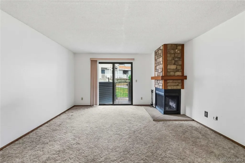 923 S Zeno Way Aurora CO 80017