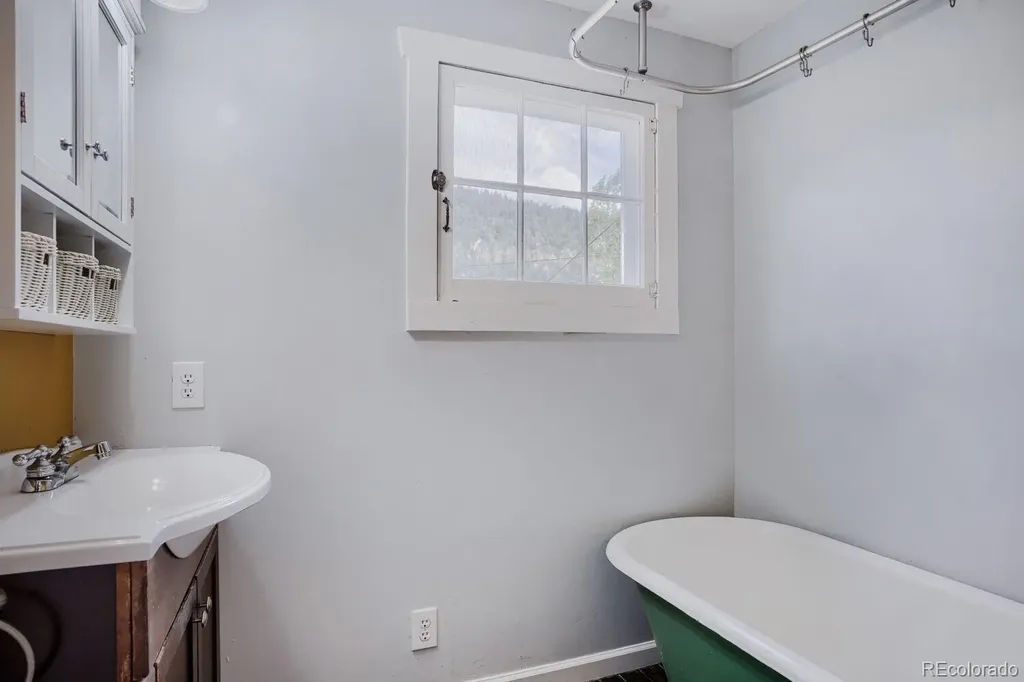 327 Virginia Street Idaho Springs CO 80452