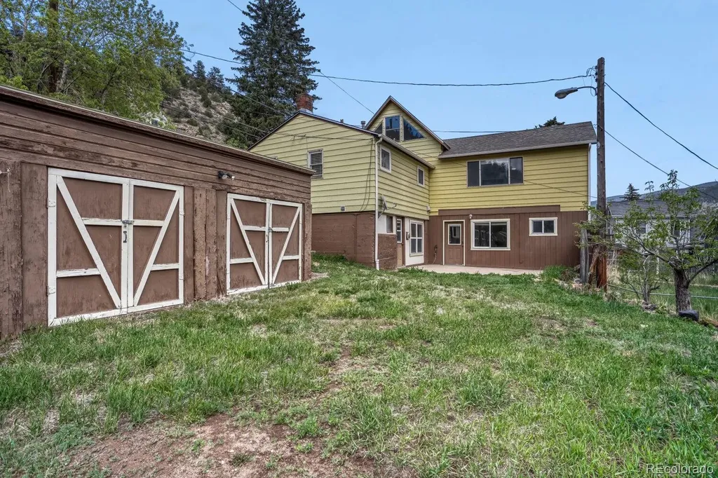 327 Virginia Street Idaho Springs CO 80452