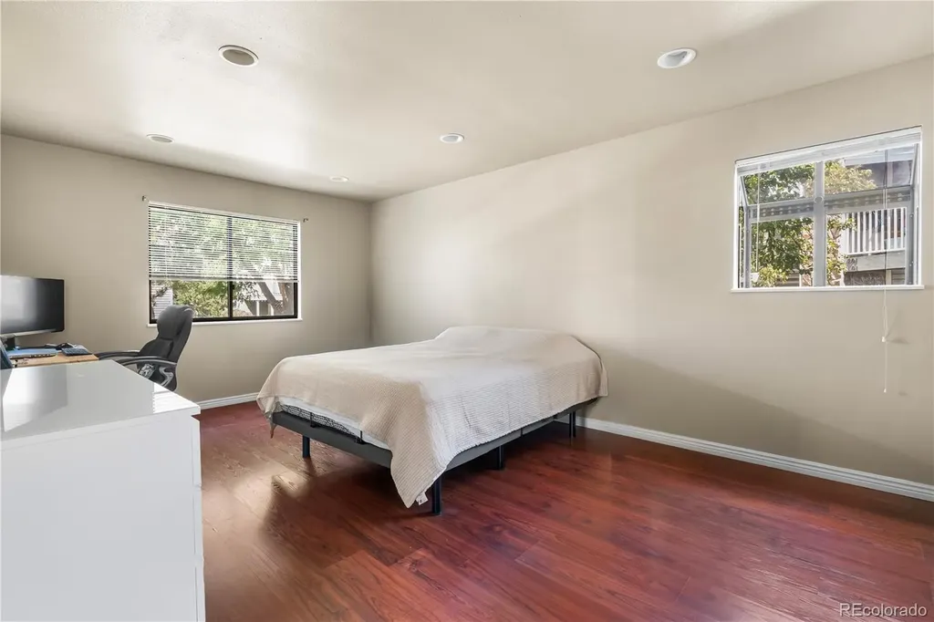 921 S Walden Street Aurora CO 80017