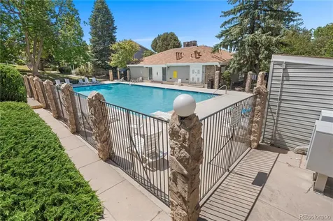 921 S Walden Street Aurora CO 80017