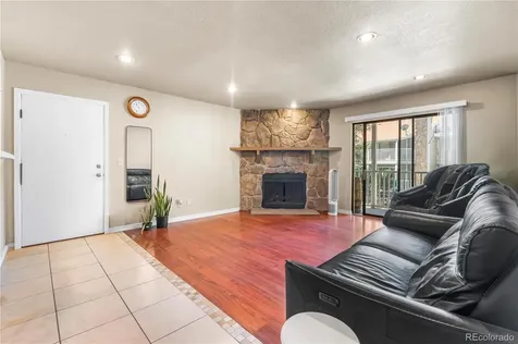 921 S Walden Street Aurora CO 80017