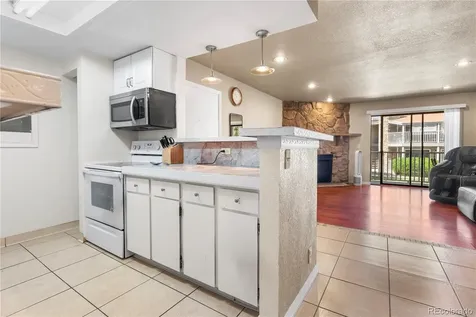 921 S Walden Street Aurora CO 80017