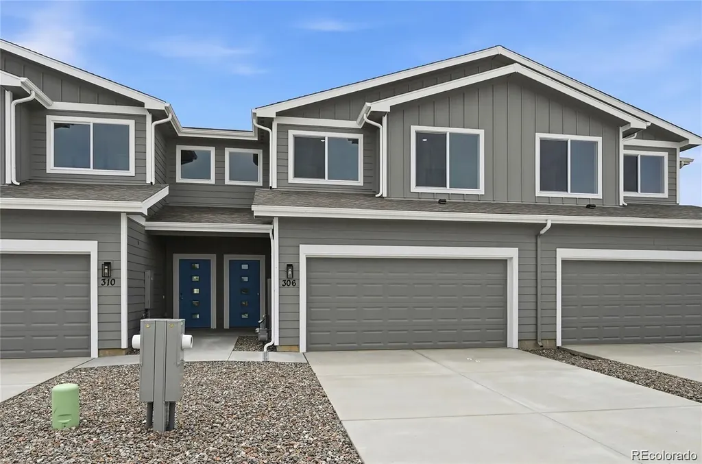 306 Bennett Avenue Bennett CO 80102