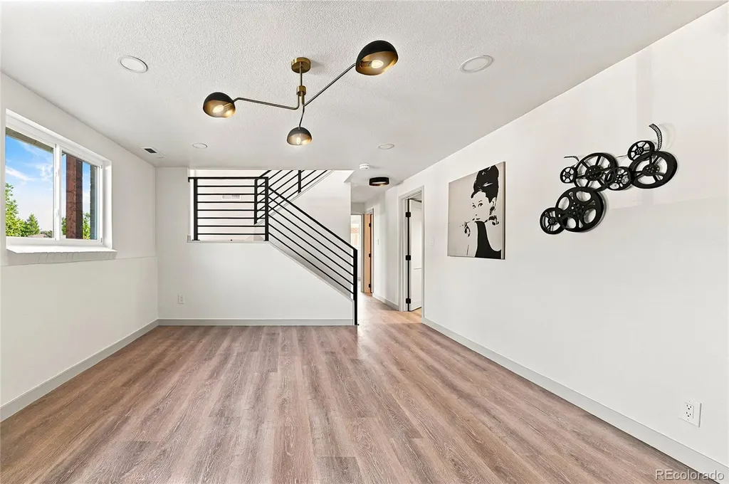 4260 Whitney Place Boulder CO 80305