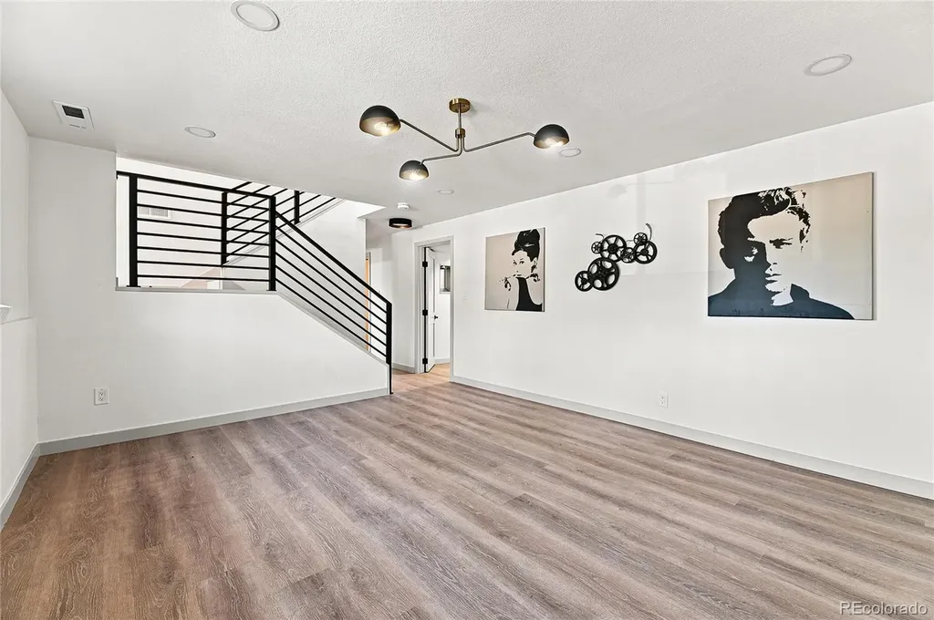 4260 Whitney Place Boulder CO 80305