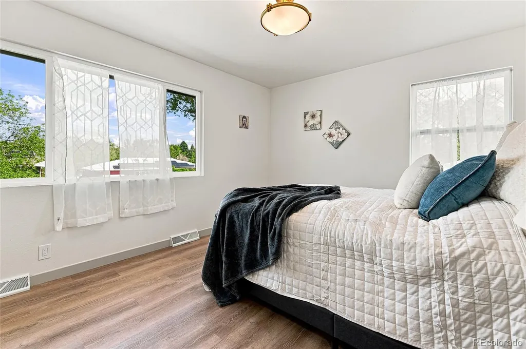 4260 Whitney Place Boulder CO 80305