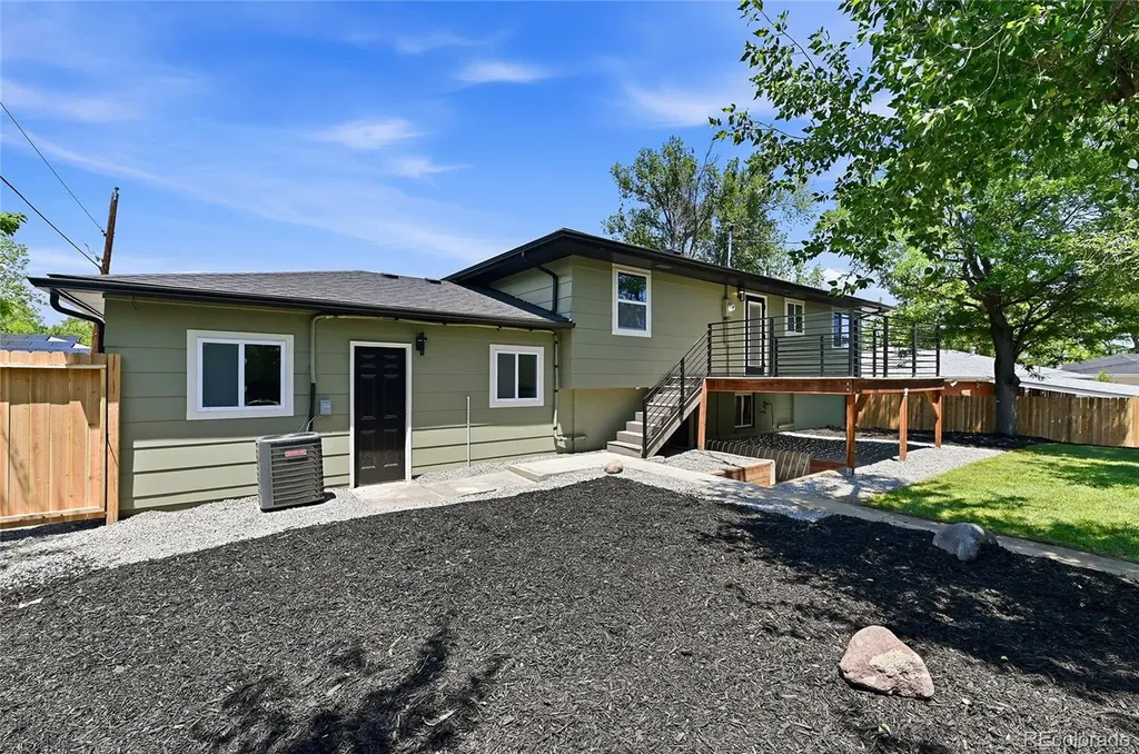 4260 Whitney Place Boulder CO 80305