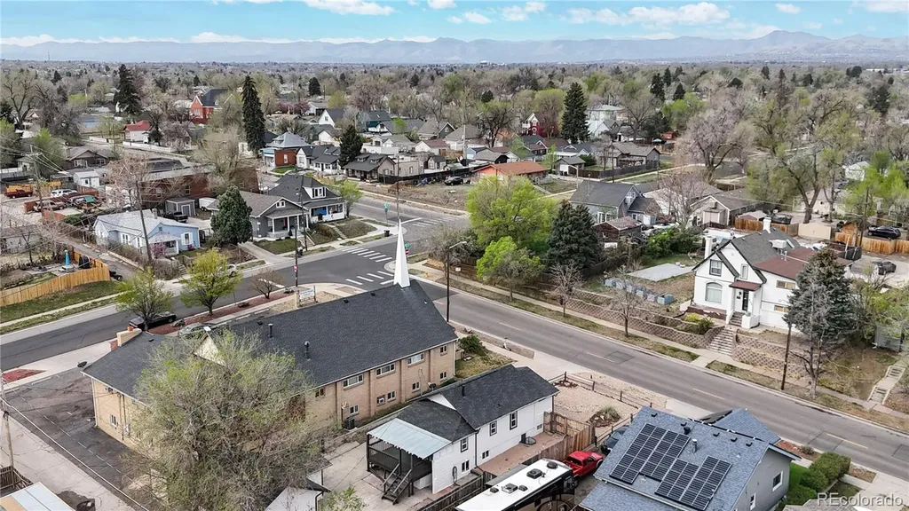 820 Knox Court Denver CO 80204