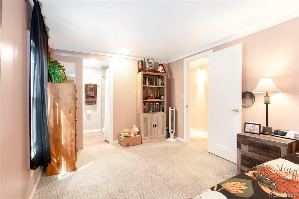 1801 NW 92 Avenue Denver CO 80260