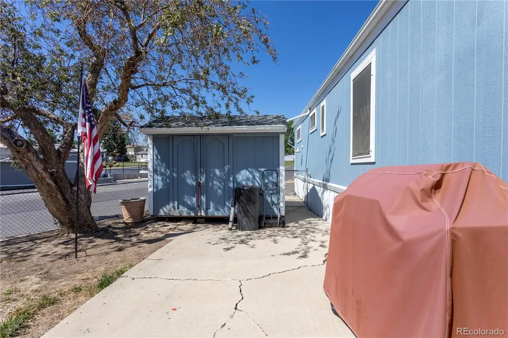 1801 NW 92 Avenue Denver CO 80260