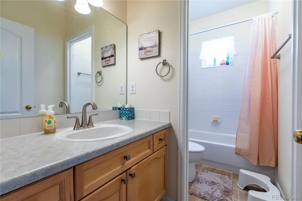 5212 Mt Audubon Street Longmont CO 80504