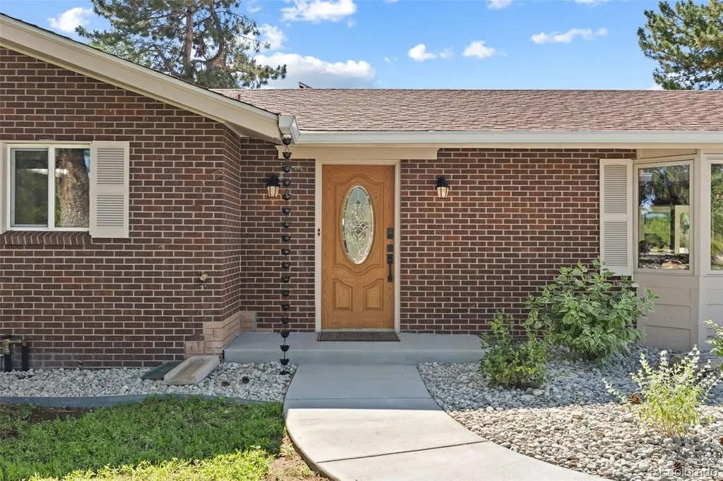 6650 S Billings Way Centennial CO 80111