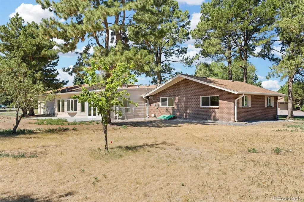 6650 S Billings Way Centennial CO 80111