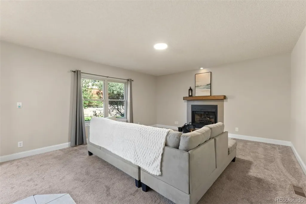 4910 Champagne Drive Colorado Springs CO 80919