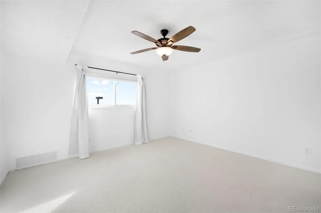 539 Wright Street Lakewood CO 80228
