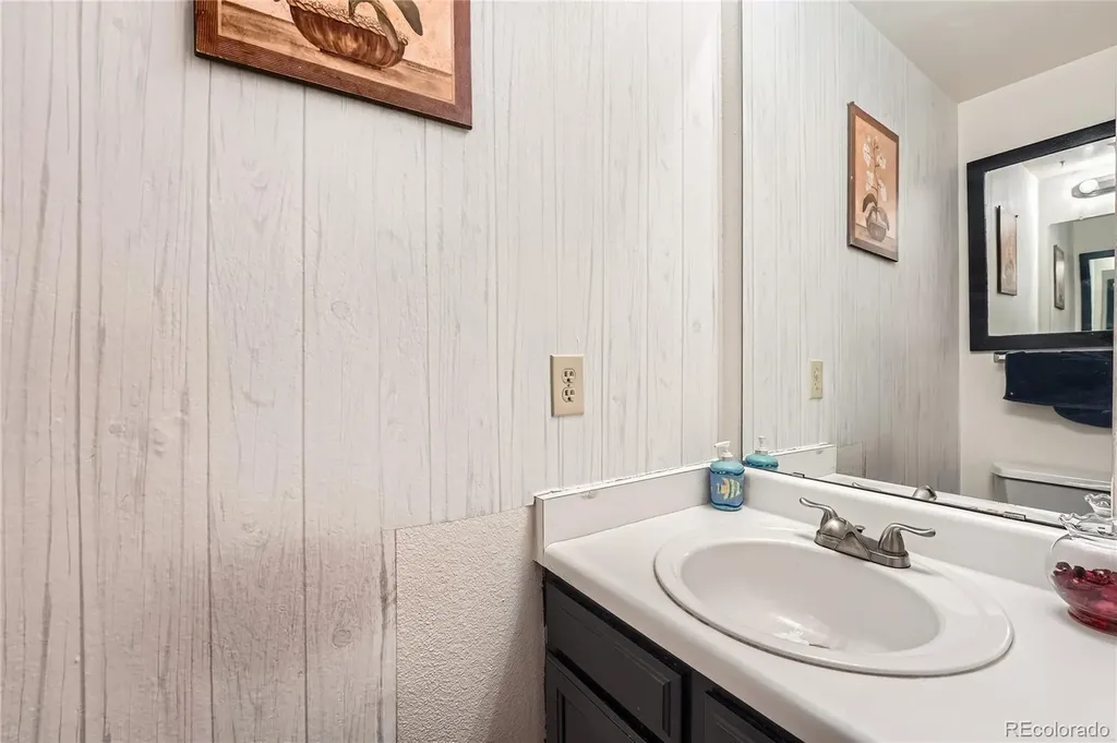 14486 E Hawaii Circle Aurora CO 80012