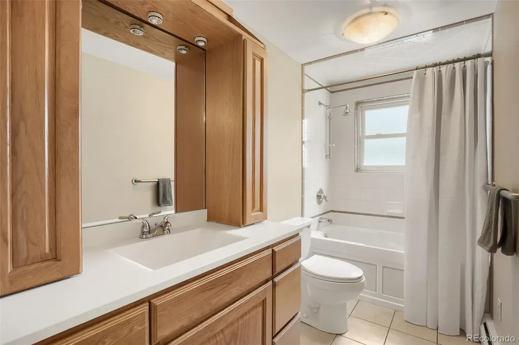 1260 E Easter Avenue Centennial CO 80122