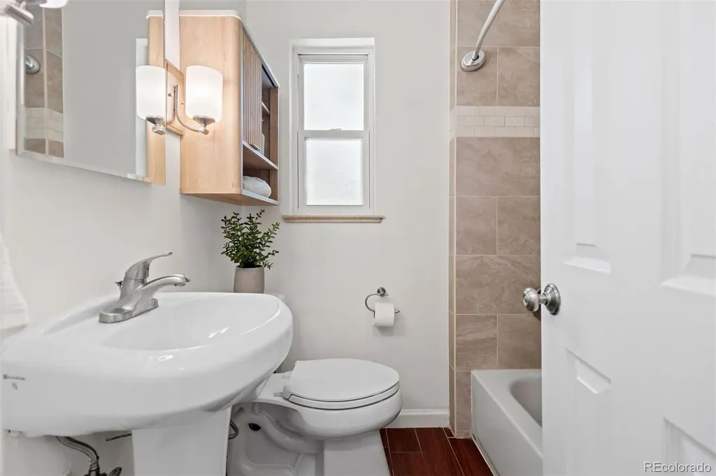 795 Jasmine Street Denver CO 80220