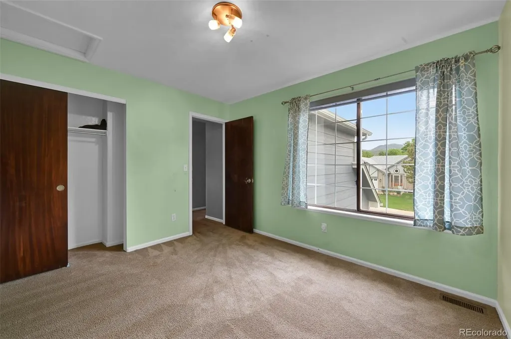 5440 S Vivian Street Littleton CO 80127