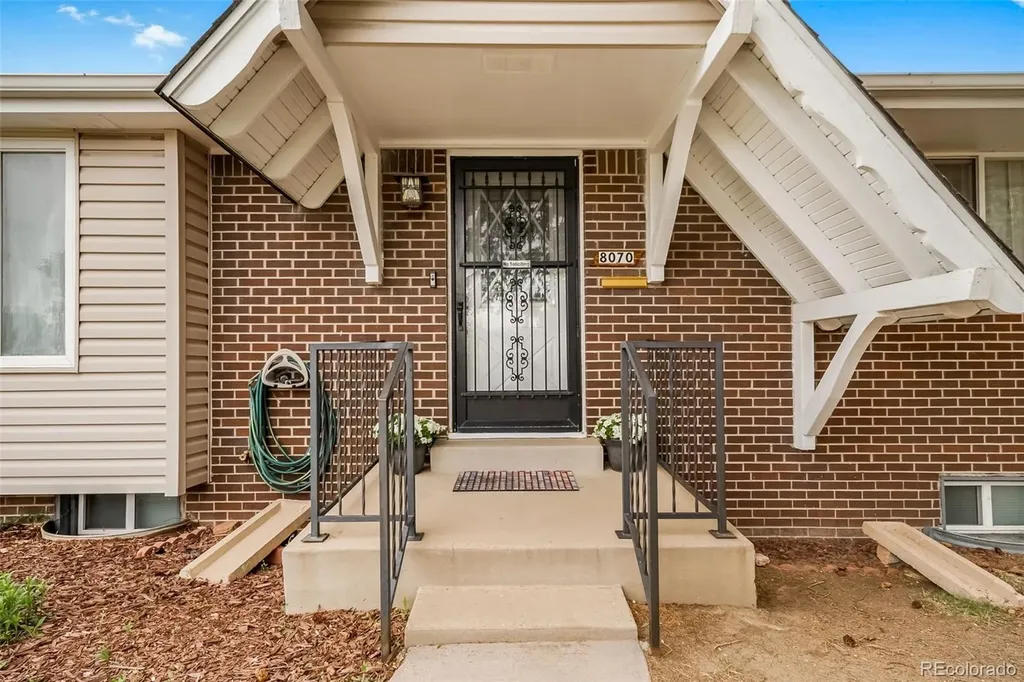 8070 Greenwood Court Denver CO 80221