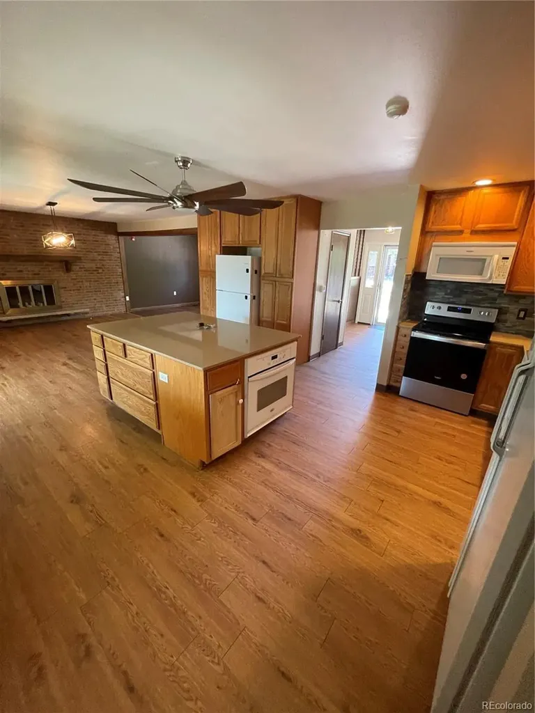802 S 11th Avenue Brighton CO 80601