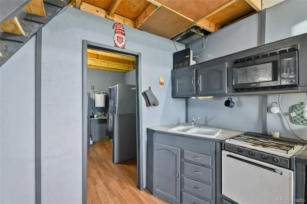 307 Road 108.6 Alamosa CO 81101