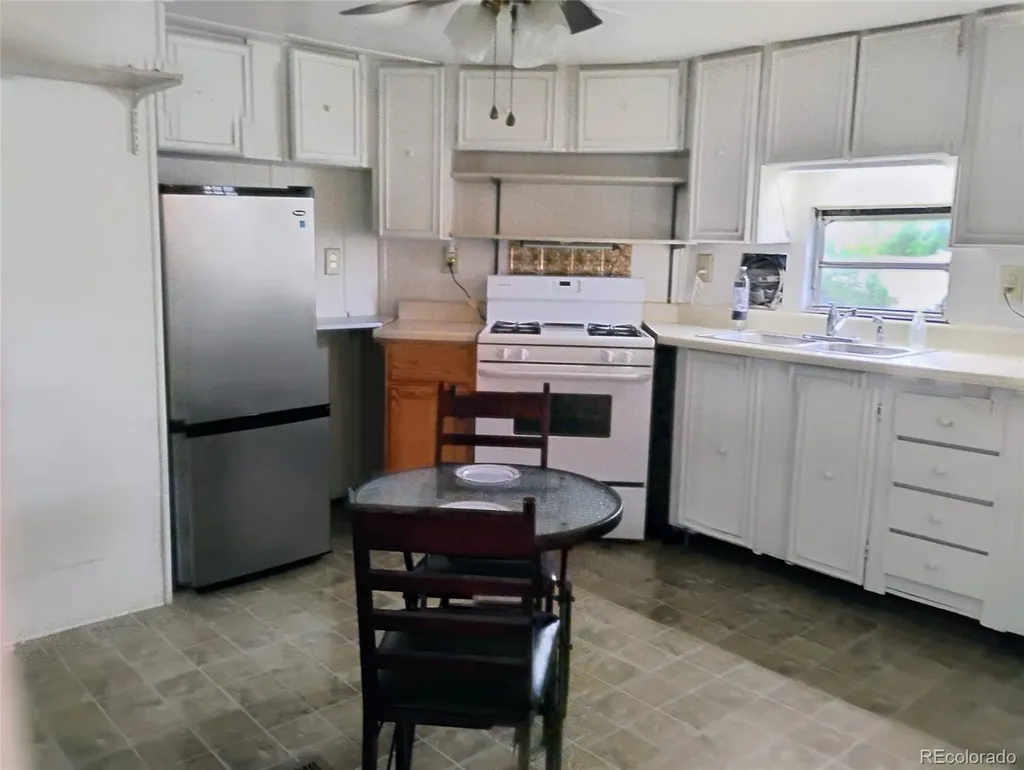1801 W 92nd Avenue Denver CO 80260