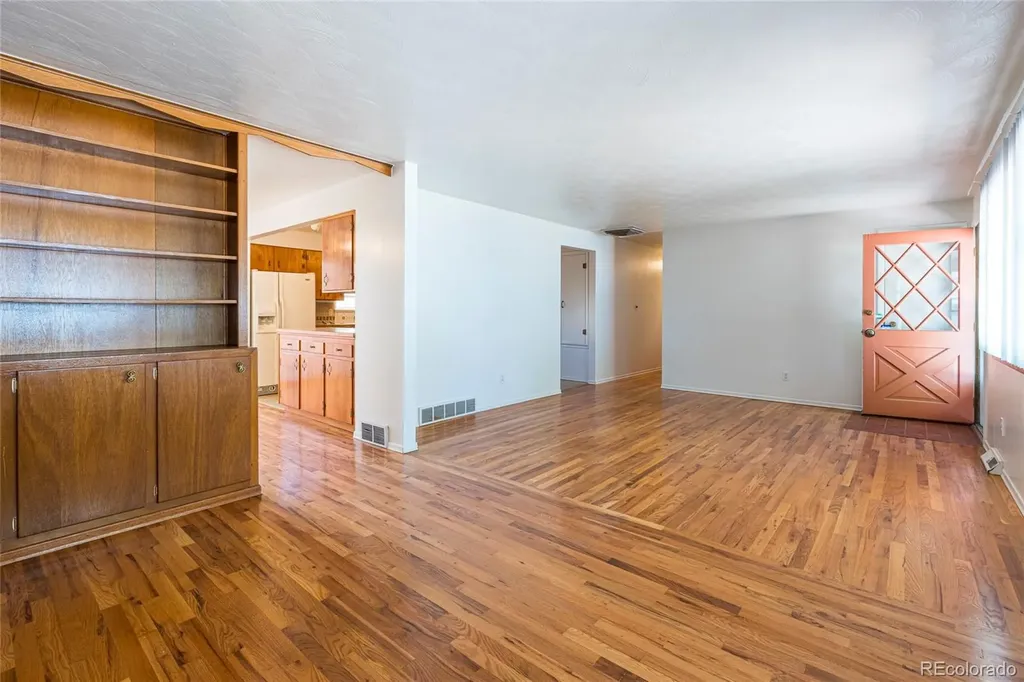 1495 W 10th Avenue Broomfield CO 80020