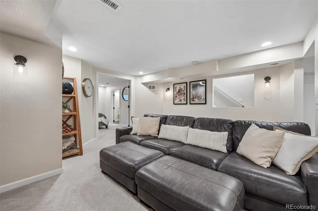 335 Wessex Circle Highlands Ranch CO 80126
