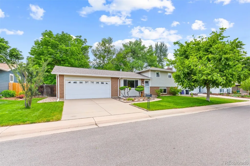 3057 S Alton Court Denver CO 80231