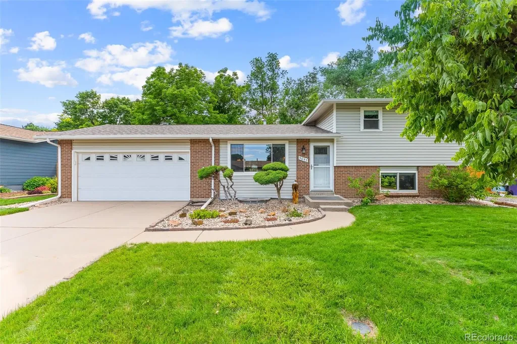 3057 S Alton Court Denver CO 80231
