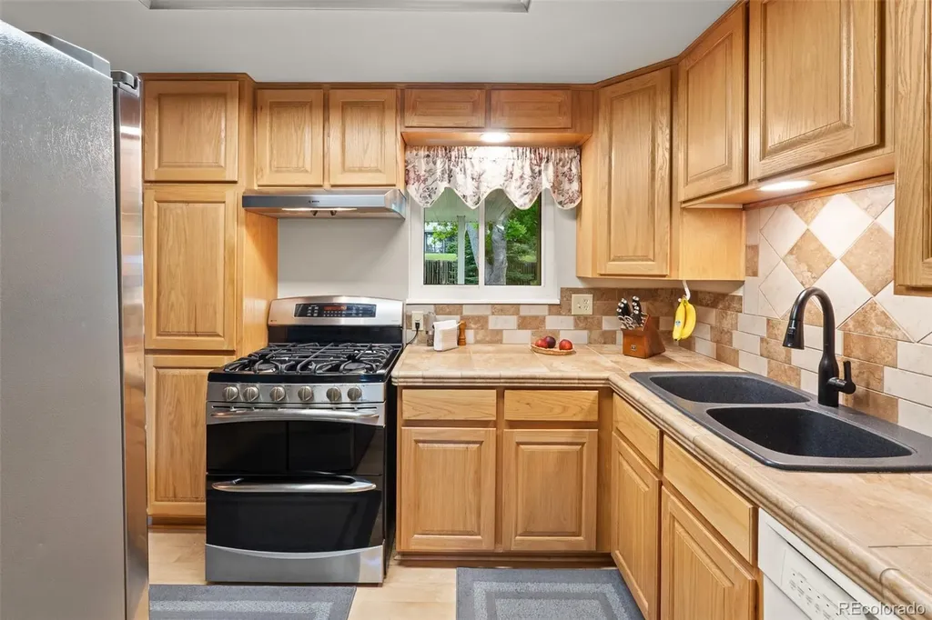 3057 S Alton Court Denver CO 80231