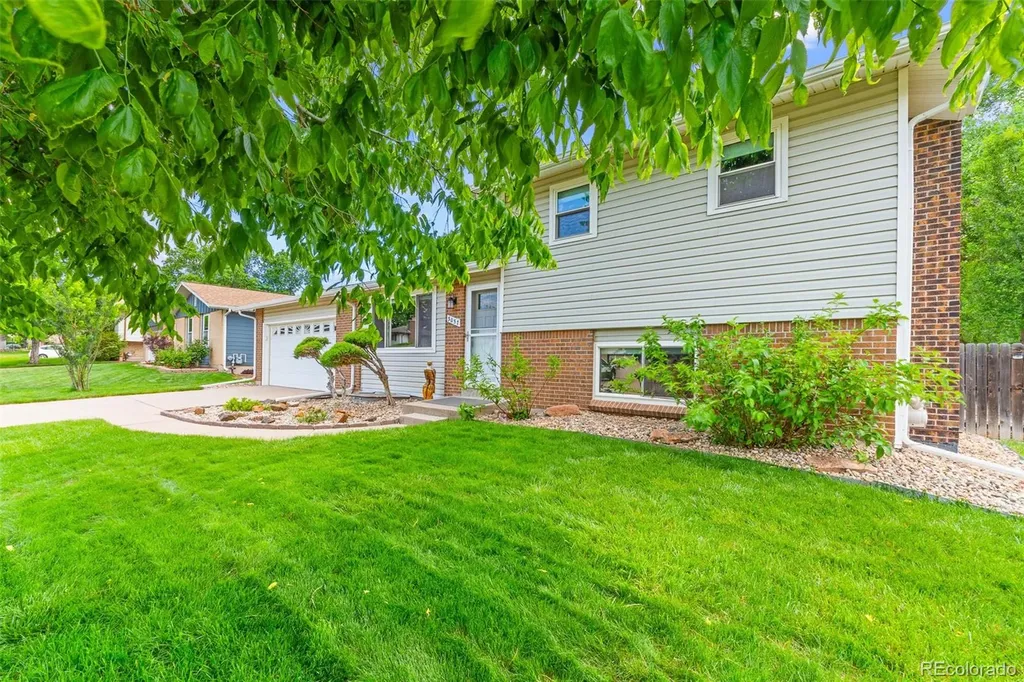 3057 S Alton Court Denver CO 80231