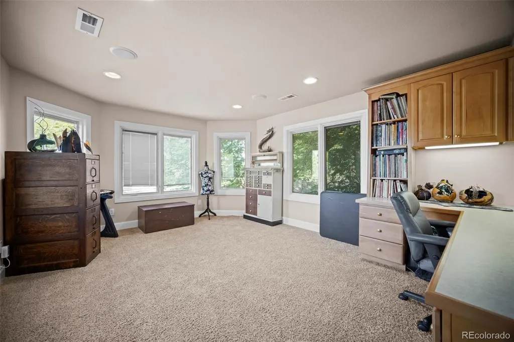 3 Harrogate Terrace Pueblo CO 81001