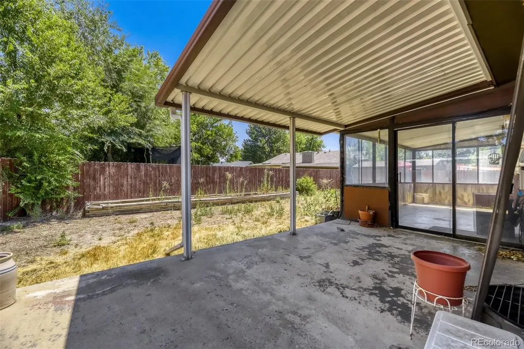 5040 Uvalda Street Denver CO 80239