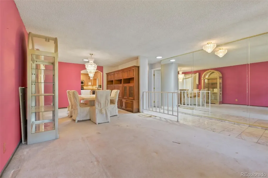 5040 Uvalda Street Denver CO 80239